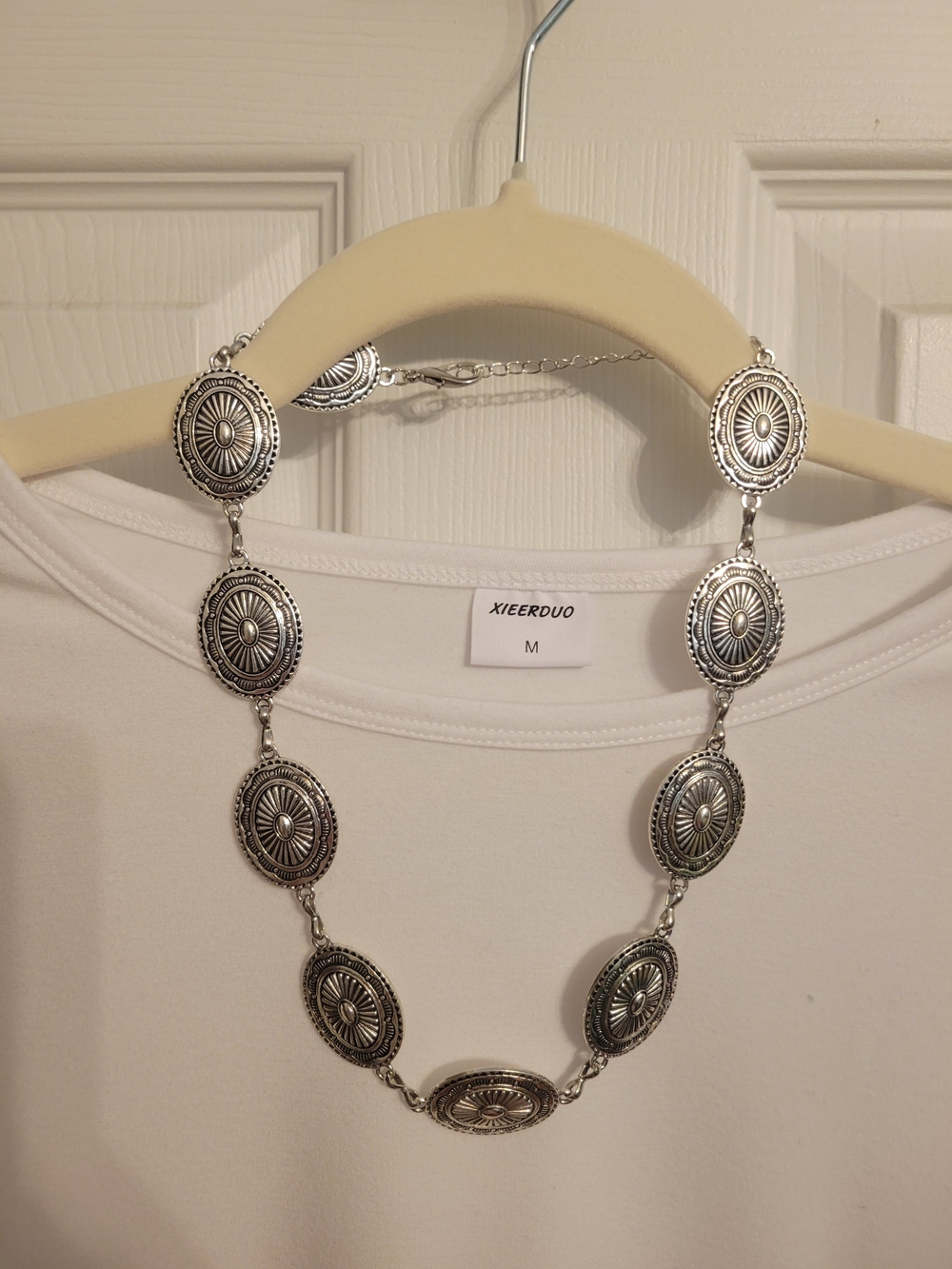 Silver Western Oval Concho Necklace